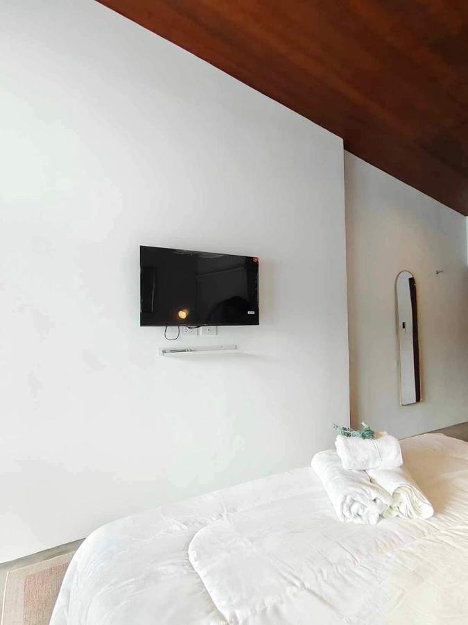 Mr Black & Ms White -Self Check In Accommodation Bangkok Exterior photo